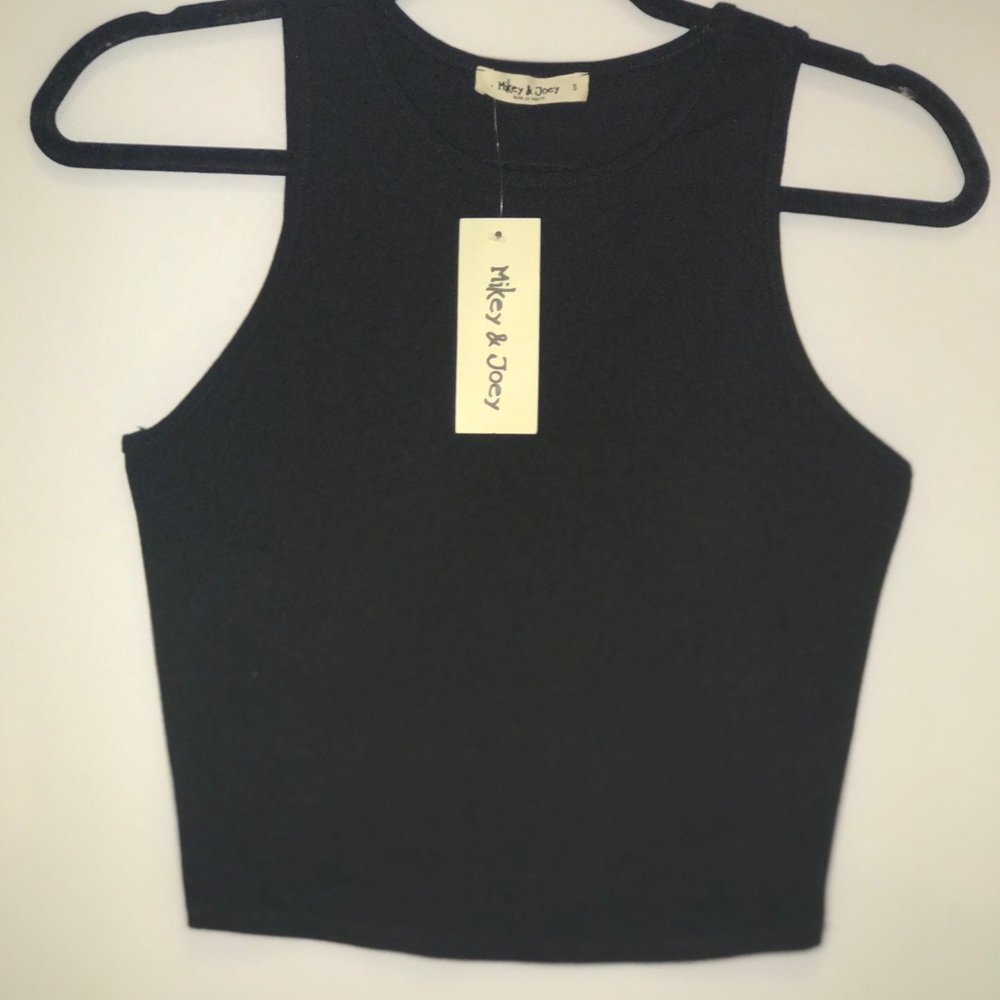 Black crop top
